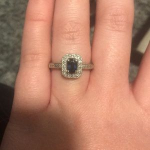 14k diamond and sapphire ring.
